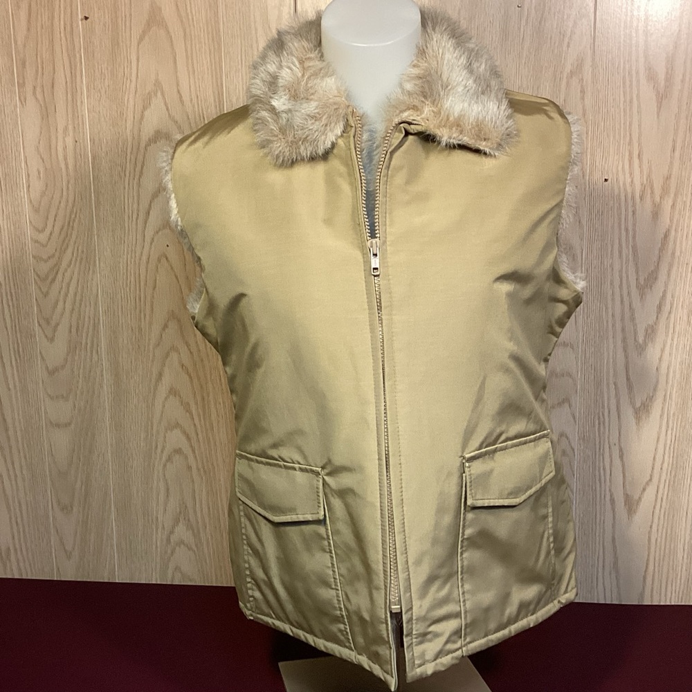 Woolrich Vintage 70s Womens vest faux fur lined made in USA size Large